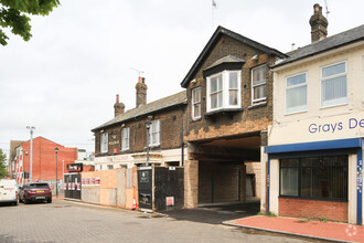 61 High St, Grays for sale Primary Photo- Image 1 of 1