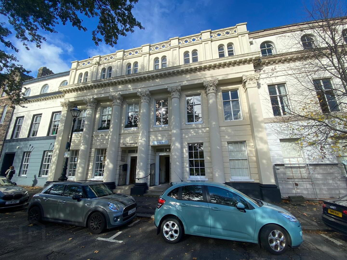 2-3 Lower Crescent, Belfast to rent Primary Photo- Image 1 of 2