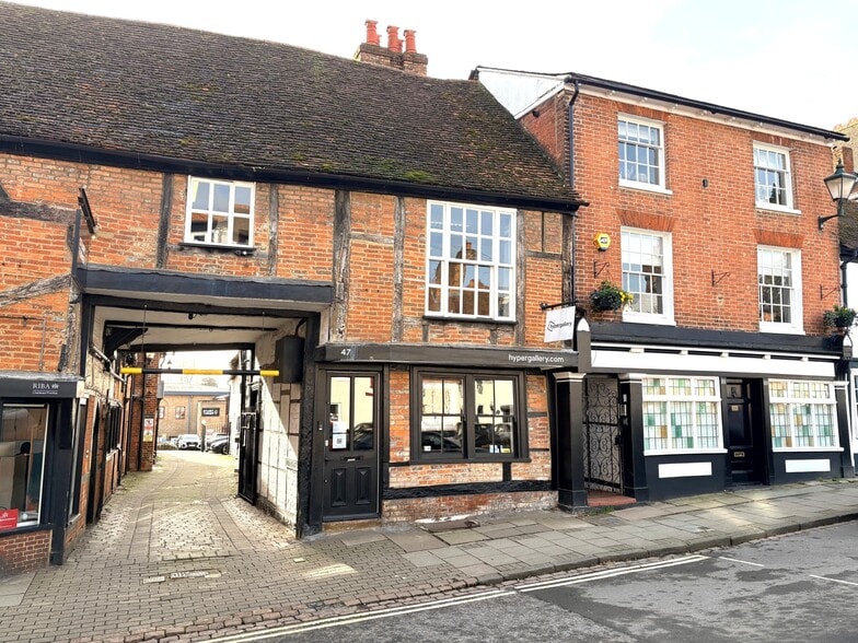 47 Market Pl, Henley On Thames to rent - Building Photo - Image 1 of 1