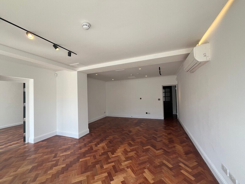 97-101 Victoria St, St Albans to rent - Building Photo - Image 3 of 6