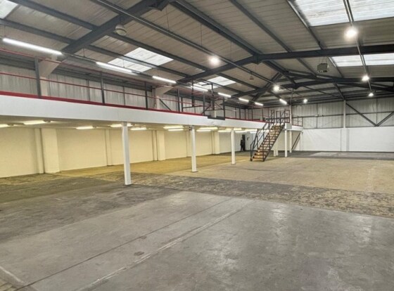 Hanbury Rd, Stoke Prior to rent Interior Photo- Image 1 of 3