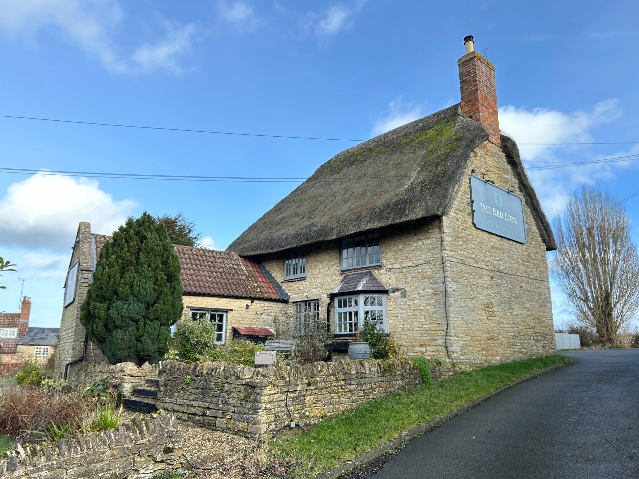 89 High St, Yardley Hastings for sale Primary Photo- Image 1 of 11
