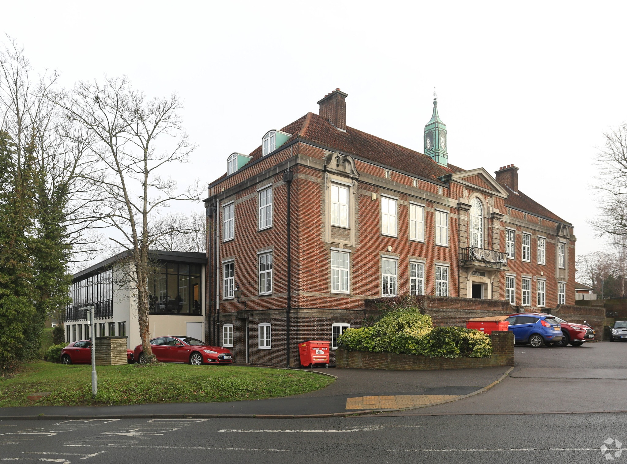 Bull Hl, Leatherhead for sale Building Photo- Image 1 of 1