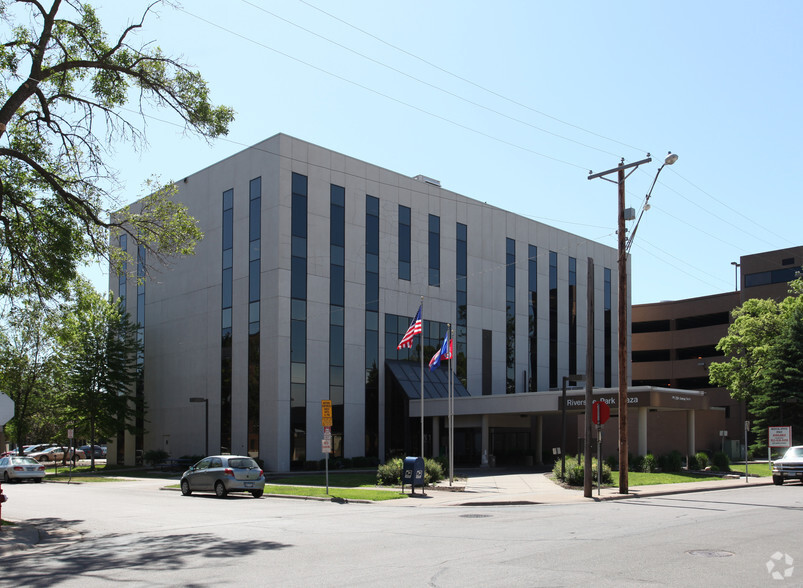 701 S 25th Ave, Minneapolis, MN for rent - Building Photo - Image 1 of 6