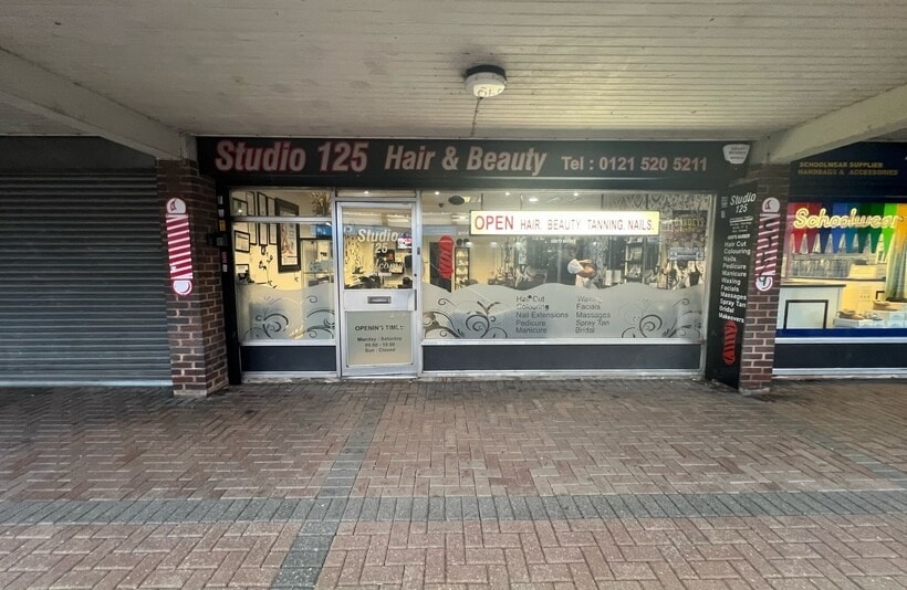 125 High St, Tipton to rent - Building Photo - Image 3 of 6