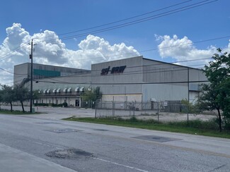 More details for 3511 W 12th St, Houston, TX - Industrial for Rent