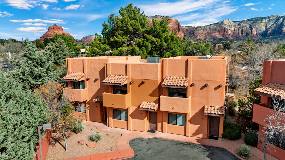 45 N Canyon Diablo Rd, Sedona, AZ for sale - Building Photo - Image 1 of 33