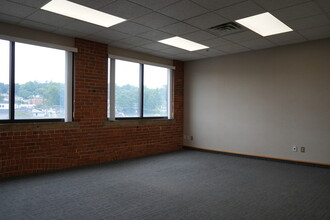 27 Siemon Company Dr, Watertown, CT for rent Interior Photo- Image 1 of 1