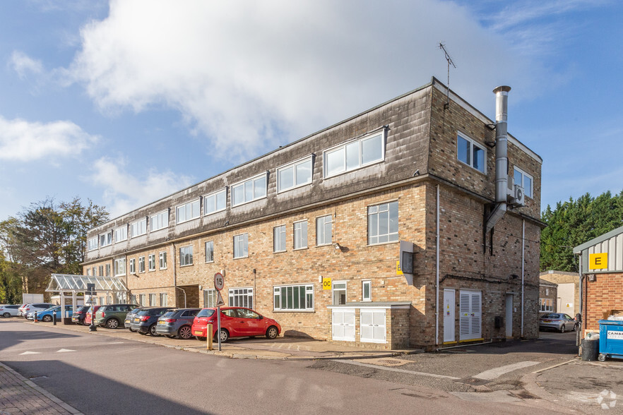 347 Cherry Hinton Rd, Cambridge for rent - Building Photo - Image 1 of 3