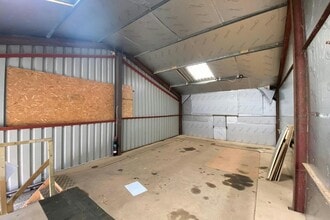 Selborne Rd, Alton to rent Interior Photo- Image 2 of 3