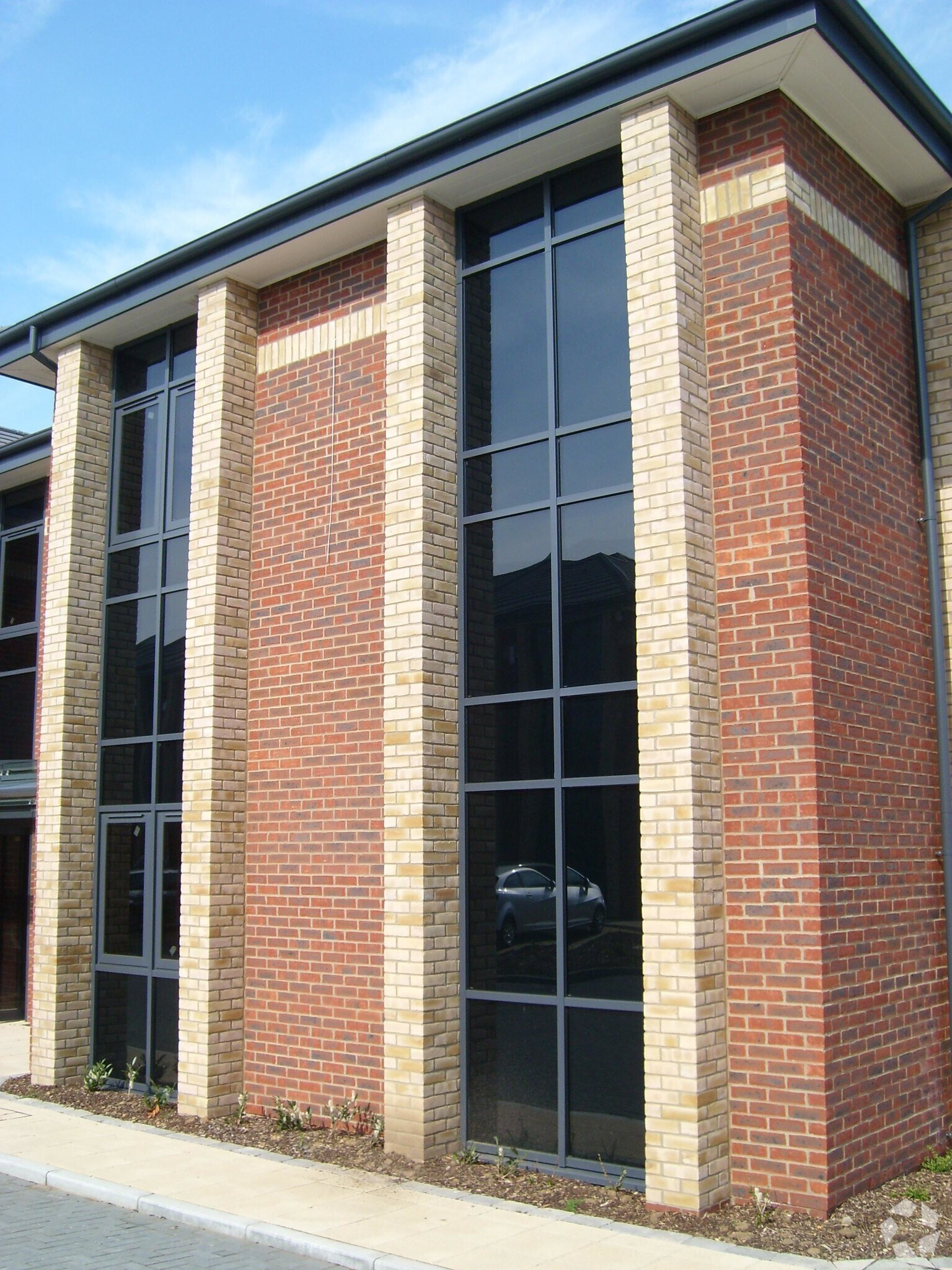 Warrington Rd, Olney for sale Primary Photo- Image 1 of 1