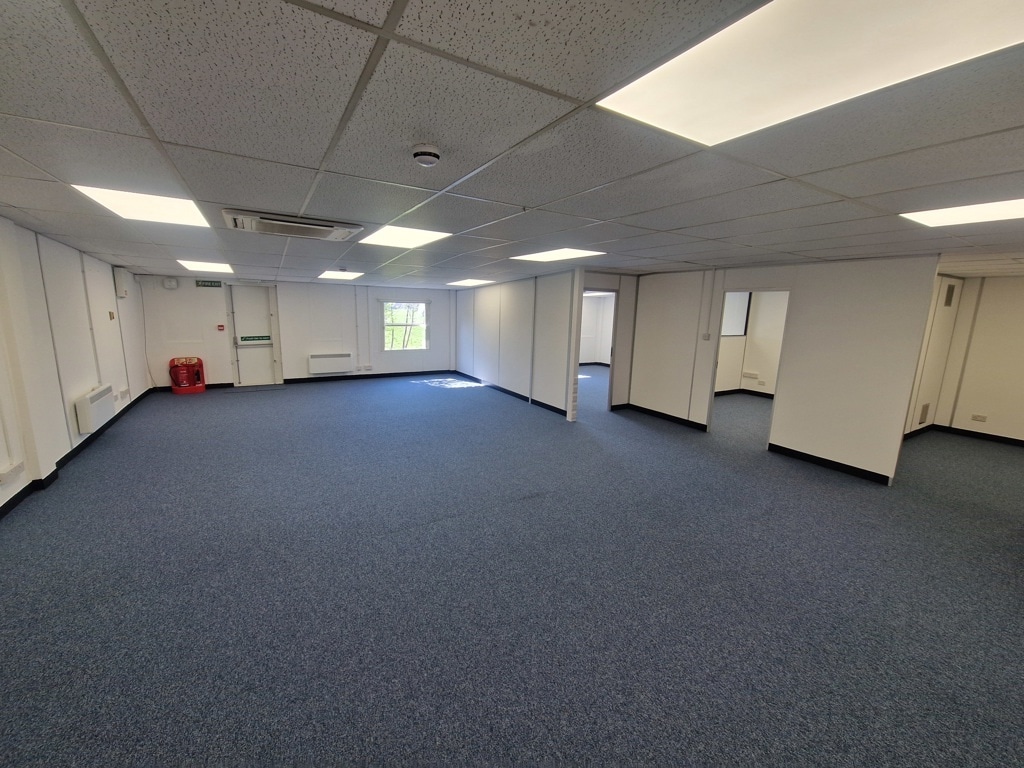 Horseshoe Rd, Reading to rent Interior Photo- Image 1 of 4