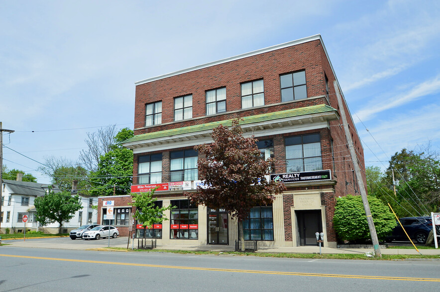 912 Main St, Stroudsburg, PA for sale - Building Photo - Image 1 of 1