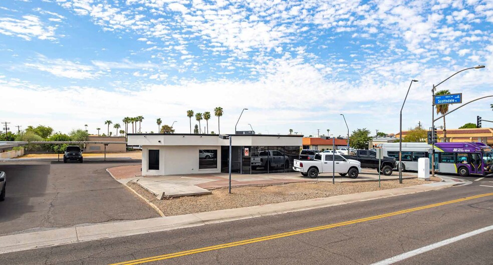 925 N Scottsdale Rd, Scottsdale, AZ for rent - Building Photo - Image 3 of 4