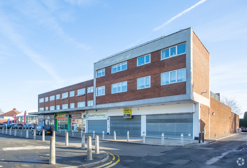 121 Manor Ct, Sutton Coldfield B74 2HE UK