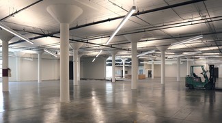 More details for 2201-2399 Poplar St, Oakland, CA - Industrial for Rent