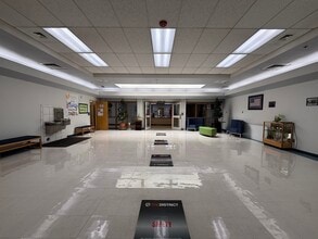 7988 Alameda Ave, El Paso, TX to rent Interior Photo- Image 1 of 12