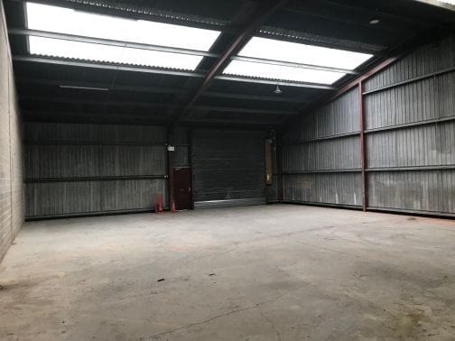 3 & 4 Units, Andover to rent - Interior Photo - Image 2 of 2