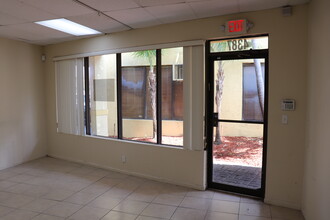 4373-4399 N University Dr, Fort Lauderdale, FL for rent Building Photo- Image 2 of 8