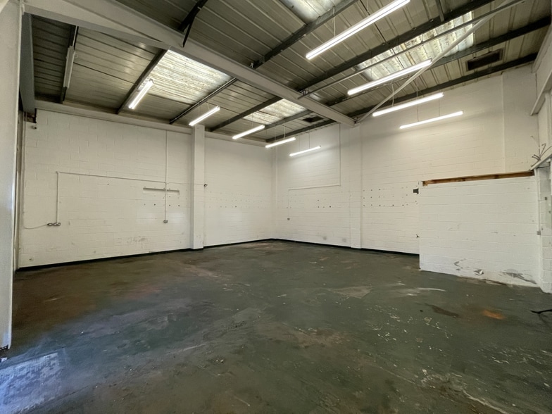 Sands Rd, Newcastle Upon Tyne to rent - Interior Photo - Image 2 of 9