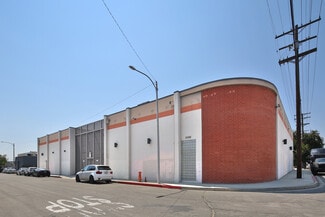 More details for 3099 N California St, Burbank, CA - Industrial for Rent