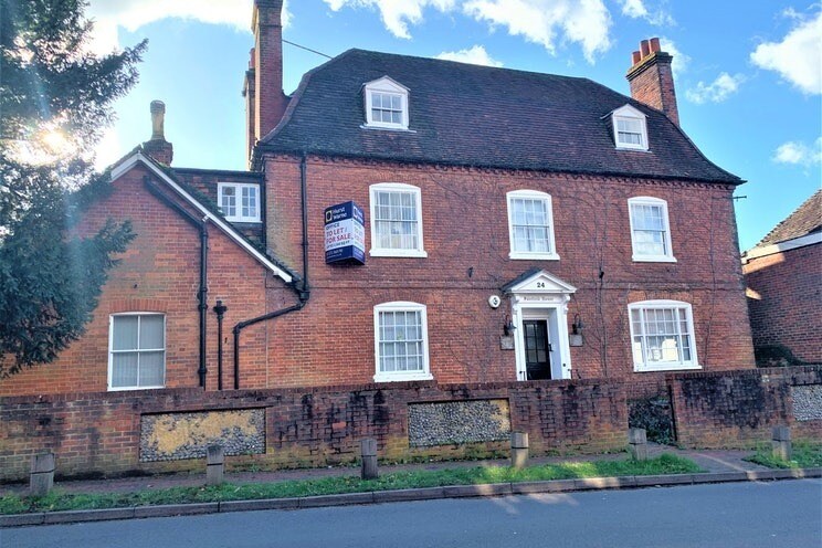 24 High St, Leatherhead for sale Building Photo- Image 1 of 1