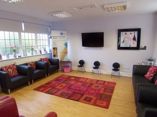 59 Barrington Rd, Altrincham to rent - Interior Photo - Image 3 of 7