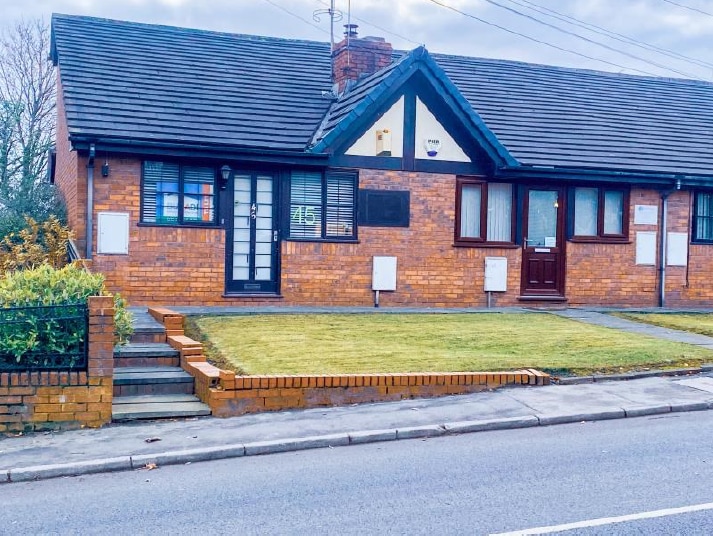 43-45 Skull House Ln, Wigan to rent Building Photo- Image 1 of 1