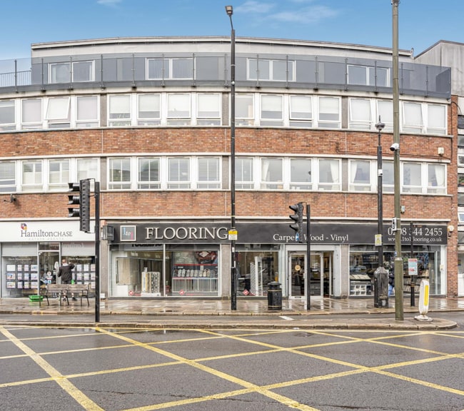 More details for 141-143 High St, Barnet - Retail for Sale