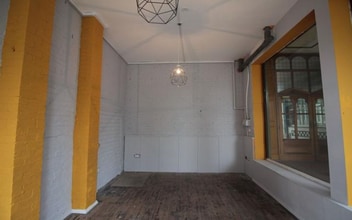 Corporation St, Rotherham to rent Interior Photo- Image 2 of 2