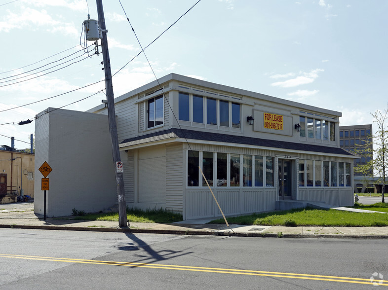 333 Adams Ave, Memphis, TN for sale - Primary Photo - Image 1 of 1