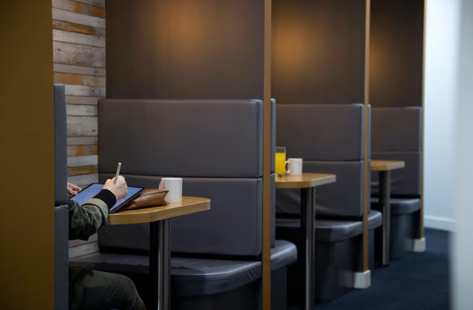 20 St. Dunstans Rd, London to rent Interior Photo- Image 1 of 9