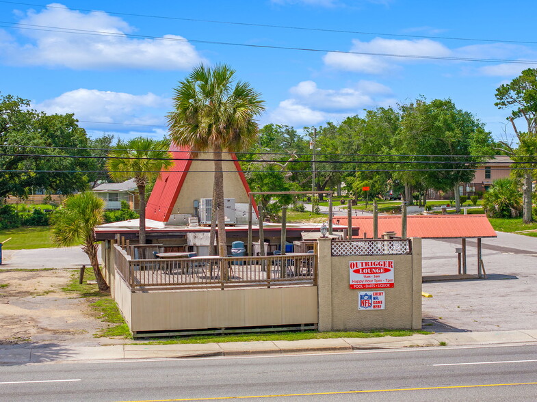 1623 W 15th St, Panama City, FL for sale - Building Photo - Image 3 of 46