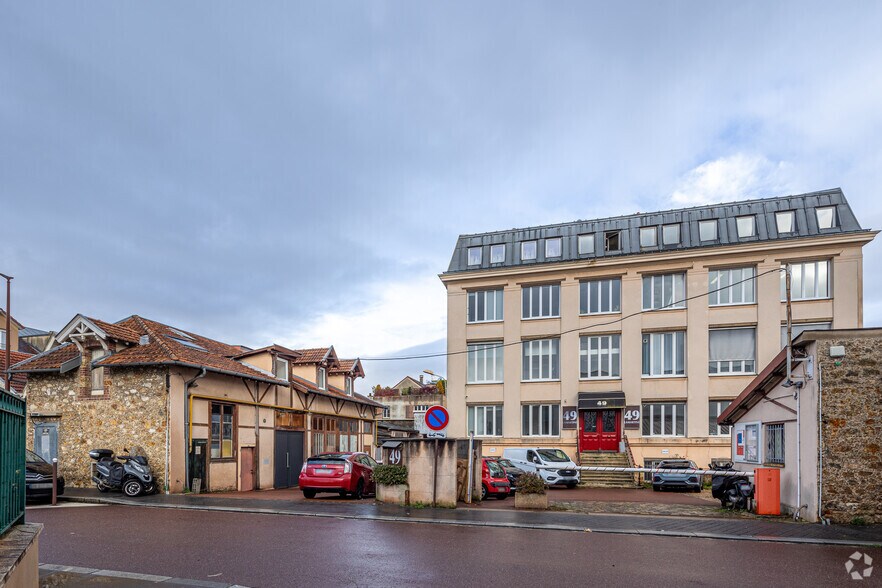 Office in Versailles to rent - Primary Photo - Image 1 of 2