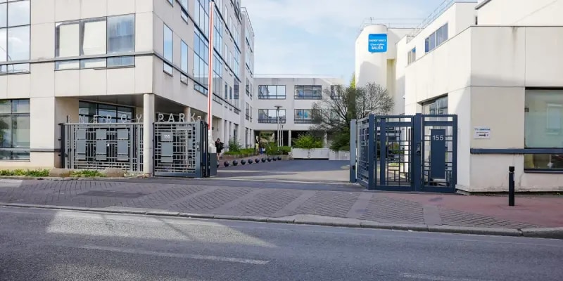 Office in Saint-Ouen to rent - Building Photo - Image 2 of 3