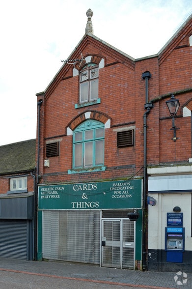64 Wolverhampton St, Willenhall to rent - Building Photo - Image 2 of 3
