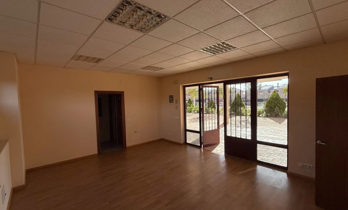 Ávila, AVI 05004 - Unit 1 - - Interior Photo - Image 1 of 3