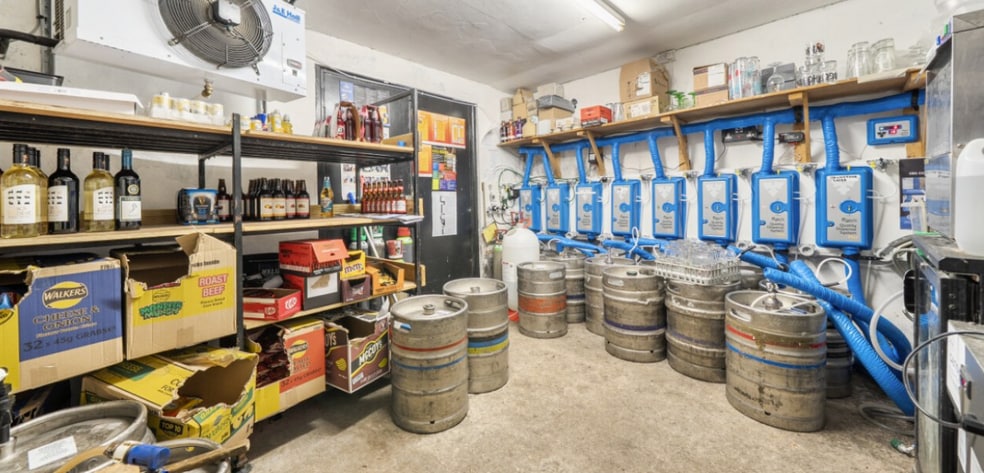 Treflach Rd, Oswestry for sale - Interior Photo - Image 3 of 8