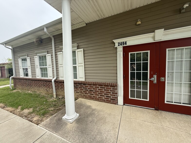 5010 Gateway Dr, Medina, OH to rent - Building Photo - Image 1 of 6