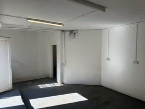 Marine Rd, Pevensey Bay to rent Interior Photo- Image 2 of 3