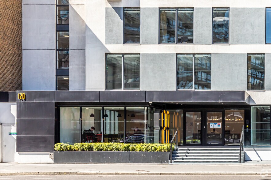 120 Aldersgate St, London to rent - Building Photo - Image 1 of 14