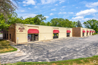 8033 University Blvd, Clive, IA for sale Primary Photo- Image 1 of 1