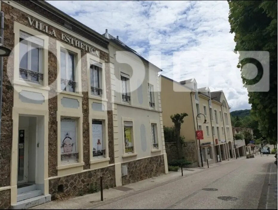 Retail in Gif-sur-Yvette for sale Building Photo- Image 1 of 7
