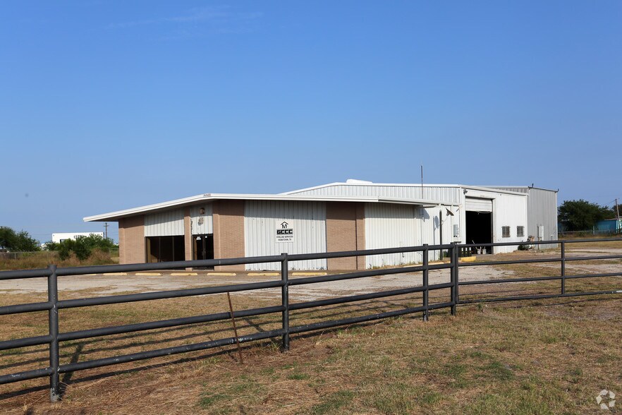 1130 S Highway 77, Robstown, TX for sale - Primary Photo - Image 1 of 1