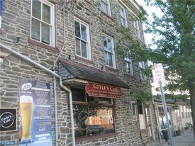 Tavern on Ridge - Commercial Property