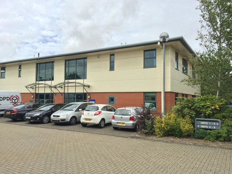 Howes Ln, Bicester for sale - Primary Photo - Image 1 of 1