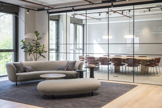 More details for 66 City Rd, London - Office to Rent