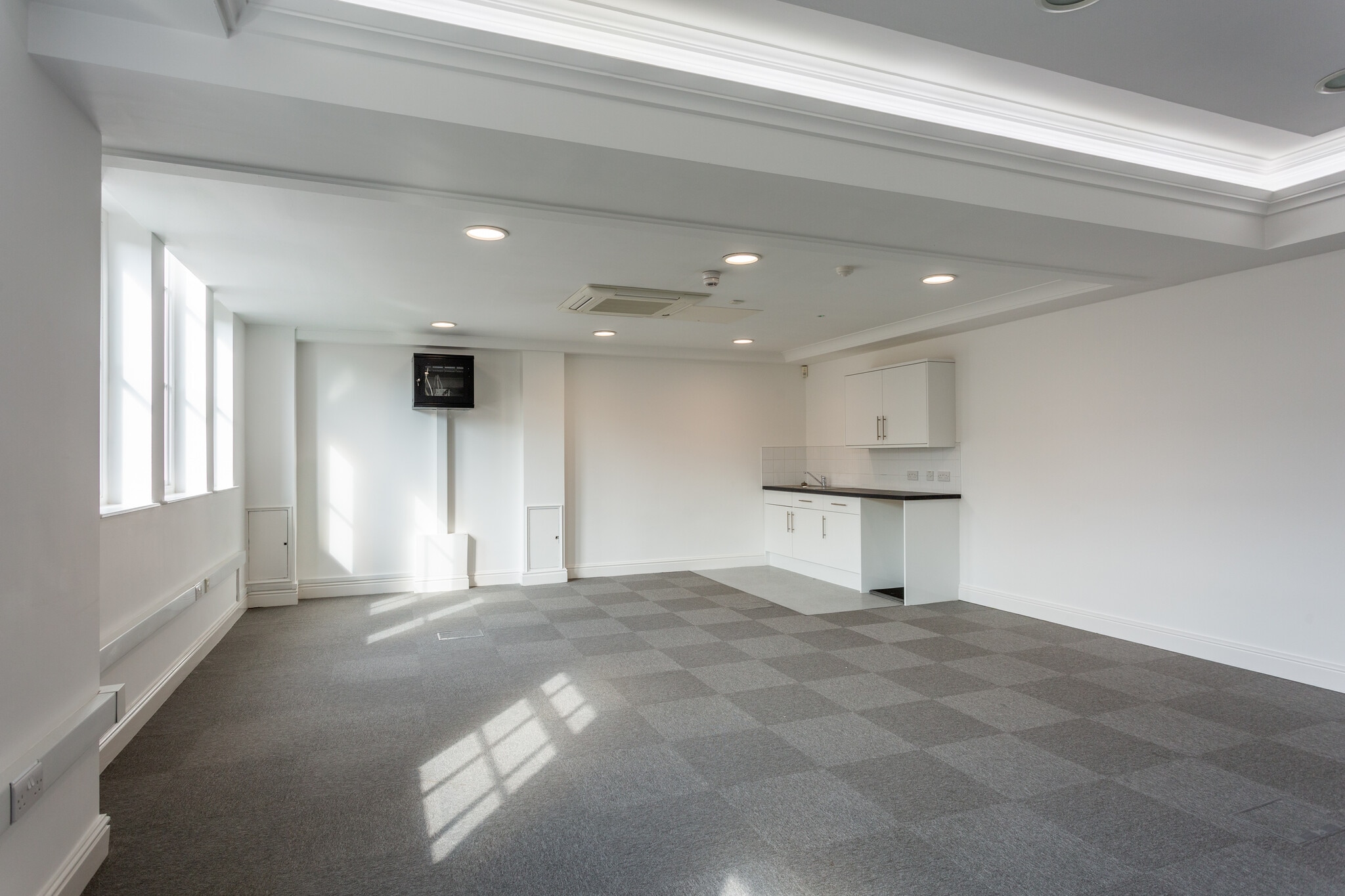 16-18 Back Swinegate, York to rent Interior Photo- Image 1 of 15