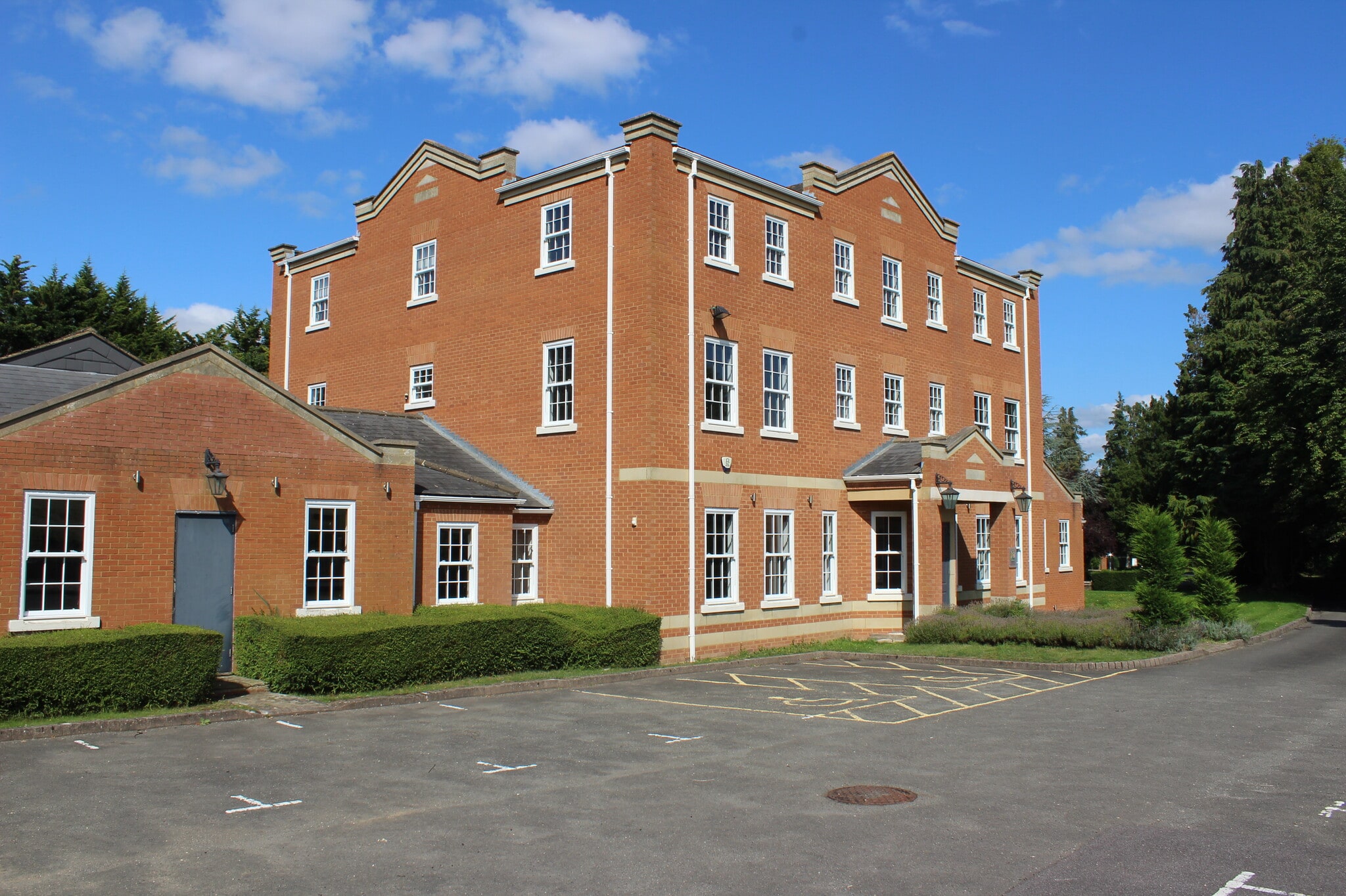 Grove Park, Maidenhead for sale Building Photo- Image 1 of 1