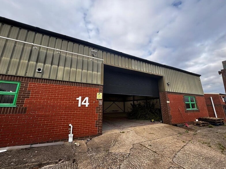 14-18 Page Rd, Norwich to rent - Building Photo - Image 2 of 6